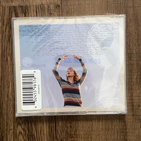 1989 (Taylor’s Version) Sunrise Boulevard Yellow Limited Edition Deluxe CD - Picture 2 of 3